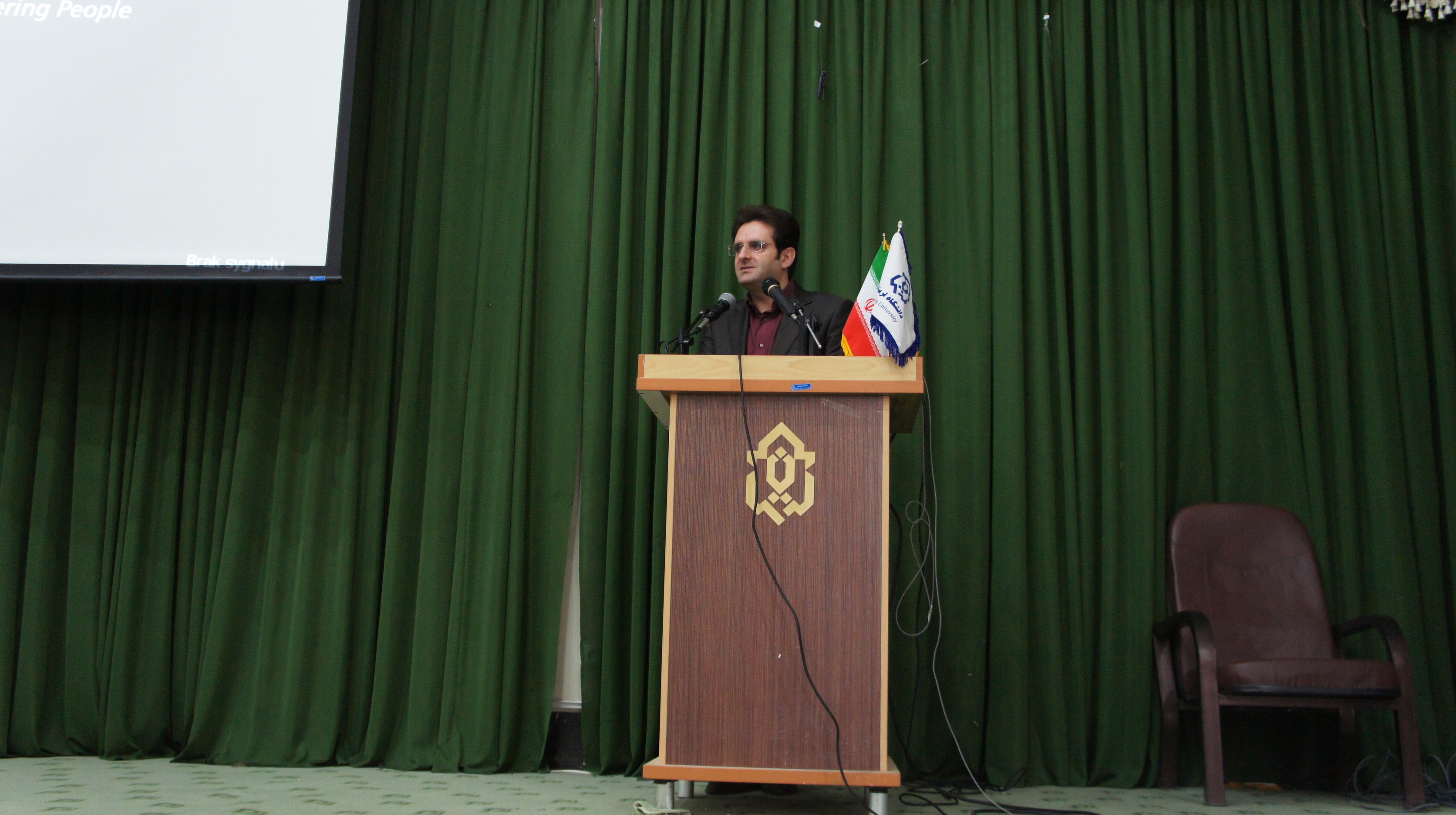 کارآفرینی کارستان