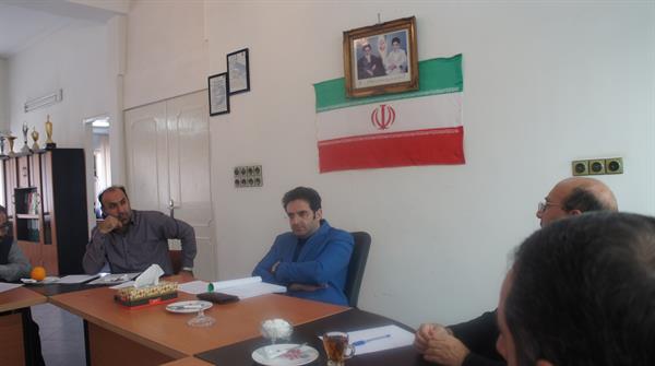 بازدید مدیر کل ارتباطات و فناوری اطلاعات استان از مخابرات شهرستان کوهدشت