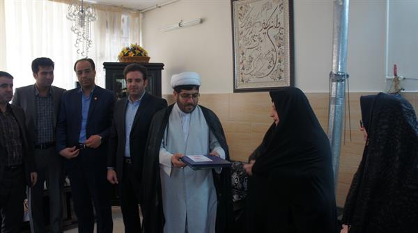 دیدار مدیران حوزه ICT استان لرستان با خانواده معزز شهدا در روز بزرگداشت مقام شهید