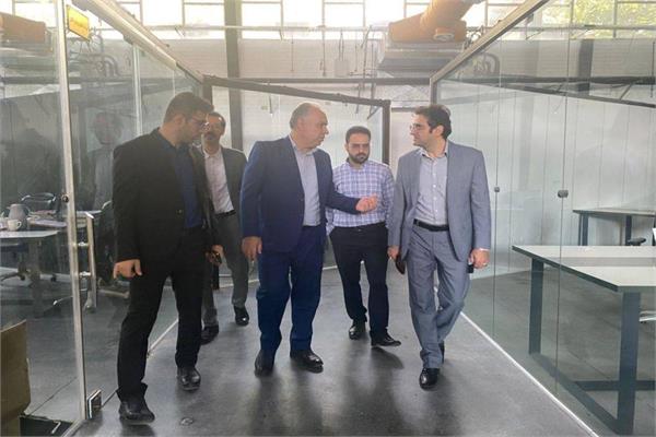 دعوت مدیر پارک علم و فناوری از مدیرکل ارتباطات و فناوری اطلاعات استان لرستان برای بازدید از کارخانه نوآوری و توسعه همکاری‌های اجرایی