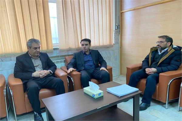 مدیرکل ارتباطات و فناوری اطلاعات استان لرستان با مدیر کل امور روستایی استانداری دیدار کرد