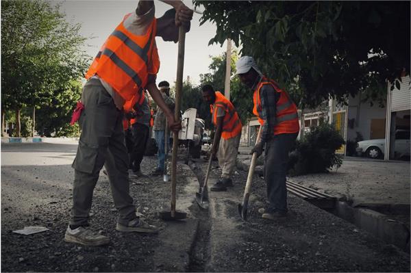 شروع عملیات اجرایی پروژه فیبر نوری درب منازل و کسب و کارها در شهر الیگودرز