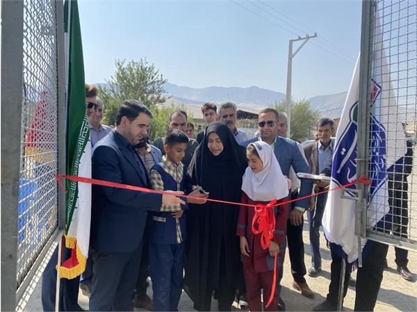 باحضور نماینده شهرستان بروجرد در مجلس شورای اسلامی سایت جدید ارتباطی روستای چگنی کش به بهره برداری رسید