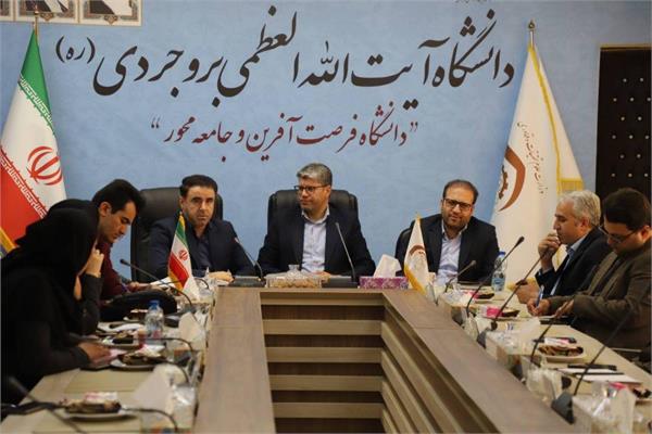 نشست تخصصی فعالان حوزه فناوری لرستان با محوریت دولت،صنعت و بخش خصوصی برگزار شد
