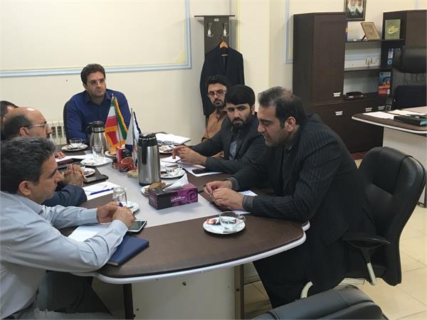 برگزاری جلسه بررسی وضعیت زیر ساختهای ارتباطی شهرک های صنعتی استان