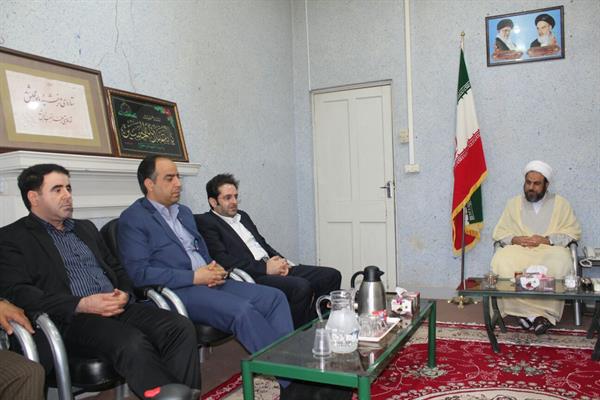 بازدید مدیر کل ارتباطات و فناوری اطلاعات استان از شهرستانهای دورود و ازنا