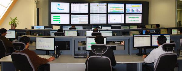 بازدید مهندس حیدری از NOC و دیتاسنتر پارس آنلاین