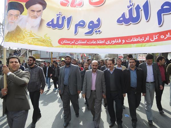 حضور پرشور در راهپیمایی22بهمن