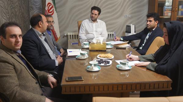 کمیته توسعه و قیمت گذاری خدمات دفاتر پیشخوان دولت با دستور کار احصاء و توسعه خدمات اداره کل راهداری و حمل و نقل جاده ایی تشکیل جلسه داد
