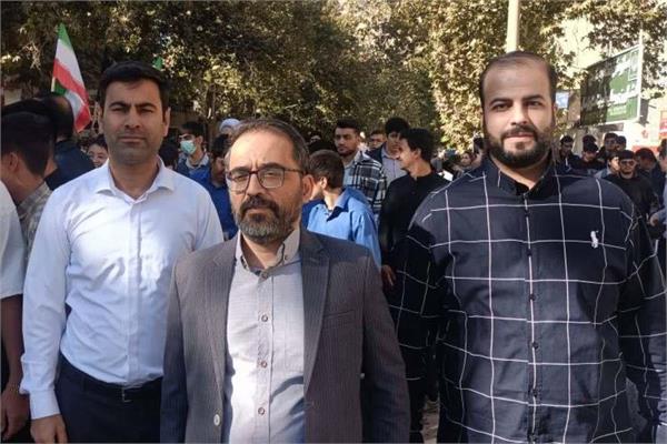 راهپیمایی یوم‌الله ۱۳ آبان در شهرستان خرم‌آباد برگزار شد